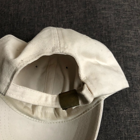 Royal Actions woke Lisa Hat - Picture 5 of 5